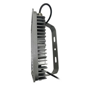 Lampe de plateforme LED 150W, étanche, anti-poussière, résistante à la corrosion, pour les lieux et les cours de chargement - Product Image 2