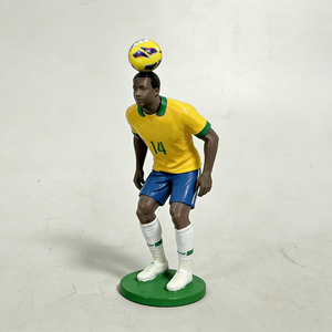 Équipe nationale du Brésil # Figurine en métal <span class=keywords><strong>de</strong></span> 14 joueurs <span class=keywords><strong>de</strong></span> football frappant le ballon, statue <span class=keywords><strong>de</strong></span> football <span class=keywords><strong>de</strong></span> collection - Product Image 2