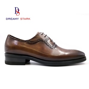 Chaussures italiennes vintage en cuir véritable pour hommes, haute qualité, design perforé au laser, confortables pour l'automne, logo personnalisé, design original - Product Image 4