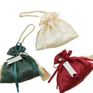 Sacs cadeaux en coton recyclable avec cordon de serrage pour chocolats, bonbons, cosmétiques, bijoux - pour les cadeaux de mariage et les cadeaux pour invités - Product Image 3