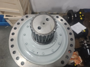 Motor de Pistones Hidráulicos Poclain MS50 de Hierro Fundido, Baja Velocidad y Alto Torque, Certificado ISO9001, 12000-20600 N.m Continuo, 1 Año de Garantía - Product Image 3