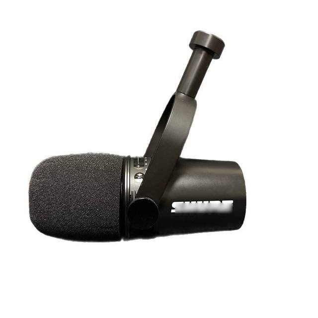 MV7 Dynamic XLR/USB Wired Noise Cancelling Cardioid Pattern Podcast Microphone for Home KTV Use Recording & Gaming