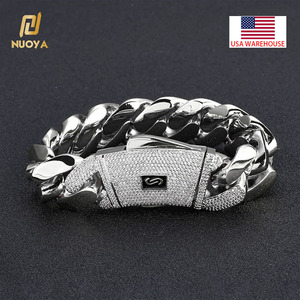<span class=keywords><strong>Bracciale</strong></span> a catena cubana spessa placcata <span class=keywords><strong>oro</strong></span> 14K NUOYA USA Warehouse con chiusura a diamante ghiacciato, gioielli <span class=keywords><strong>di</strong></span> lusso da <span class=keywords><strong>uomo</strong></span> - Product Image 1