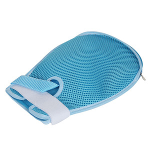 Gants de contention respirants en polyester bleu ciel, à ouverture auto-agrippante, pour la sécurité des personnes âgées et des patients - Product Image 1