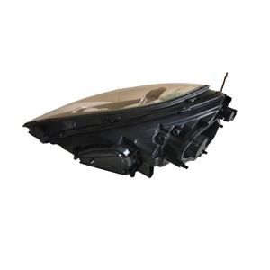 ไฟหน้าซีนอน6000K สำหรับ <span class=keywords><strong>Porsche</strong></span> สำหรับ <span class=keywords><strong>Cayenne</strong></span> <span class=keywords><strong>GTS</strong></span> 2015-2019ใหม่ระบบให้แสงสว่างอัตโนมัติ - Product Image 2