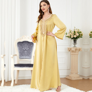 Vêtements pour femmes col en V mot perle vêtements traditionnels musulmans robe de mode à manches longues - Product Image 3