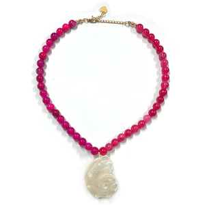 Vacaciones de verano Perla de agua dulce natural Concha de mar Collar con colgante grande 18K Chapado en oro Joyería de acero inoxidable Sin deslustre - Product Image 1