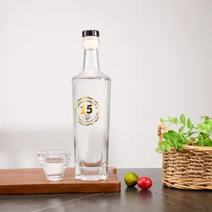 Top Sale Leerer Wodka Brandy Clear Liquor Vorrats behälter 380ml Zylindrische Gin Weinglas Whisky flasche mit Schraube/Cork Li