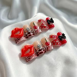 Faux ongles à presser faits maison 3D artisanaux, <span class=keywords><strong>forme</strong></span> bec de canard évasée Cyber, pour fête, ongles Y2K, courts, vente en gros, promotion - Product Image 2