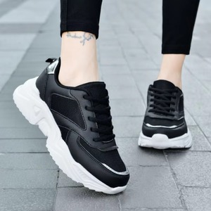 Venta al por mayor directa: Zapatillas deportivas originales para mujer, calzado informal con amortiguación y parte superior de malla para otoño. - Product Image 4