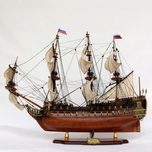 Modèle de navire de guerre en bois de Poltava fait main - Maquette historique de la flotte baltique russe pour la décoration de la maison ou du bureau - Product Image 1