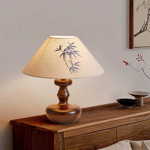 Lampada da Tavolo Americana Retrò Moderna per Camera da Letto, Illuminazione Elettrica a Spettro Completo, Design in Legno Massello Flessibile Stile Wabi-Sabi Francese - Product Image 5