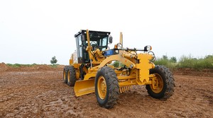 Niveleuse à moteur haute performance 150 CV 915 avec lame frontale scarificateuse pour applications de construction légère et de réparation routière - Product Image 3