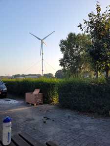 กังหันลมผลิตไฟฟ้ากำลังสูง 20KW 30KW ขายดี พร้อมผลิตภัณฑ์พลังงานลม 5KW 10KW สำหรับใช้ในบ้าน แรงดันไฟฟ้าขาออก 220V เหมาะสำหรับประเทศโปแลนด์ ยูเครน อิตาลี - Product Image 4