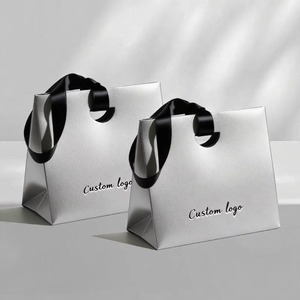 Biểu Tượng Tùy Chỉnh Trung Tâm Mua Sắm Sản Phẩm Đặc Biệt Giấy Treo Thẻ Giá Quần Áo Thẻ Thân Thiện Với Môi Thời Trang Xây Dựng Thương Hiệu - Product Image 4