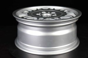 Ruedas Monobloque Forjadas Pengzhen Personalizadas de Plata 5x120 de 17 Pulgadas 6061 T6 para <span class=keywords><strong>BMW</strong></span> <span class=keywords><strong>M3</strong></span> <span class=keywords><strong>E36</strong></span> 1994 - Product Image 5