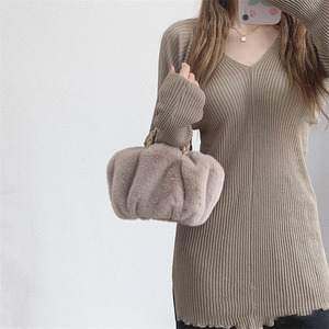 Nouveau <span class=keywords><strong>sac</strong></span> en peluche hiver femmes mode sacs à main nuage <span class=keywords><strong>fausse</strong></span> <span class=keywords><strong>fourrure</strong></span> <span class=keywords><strong>sac</strong></span> à main mode décontracté femmes <span class=keywords><strong>sac</strong></span> à bandoulière moelleux <span class=keywords><strong>sac</strong></span> - Product Image 5