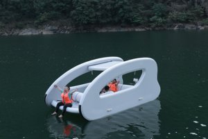 Bateau gonflable avec moteur pour les débutants, la <span class=keywords><strong>location</strong></span> de bateaux, les familles ou même le camping sur l'eau pendant la nuit - Product Image 2
