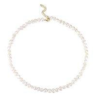 Collier ras du cou minimaliste tendance avec perles blanches irrégulières naturelles baroques d'eau douce pour femmes et jeunes filles