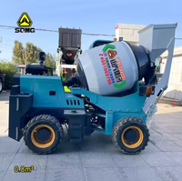 SQMG 1m3 2m3 2.5m3 3m3 4m3 5m3 6m3 Petit camion malaxeur à béton autochargeur Prix du tambour
