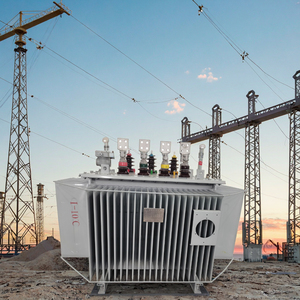 Transformateur de puissance immergé dans l'huile pour extérieur, type S11, 250 kVA, triphasé, moyenne et haute tension, sortie 400 V, entrée 10 kV/35 kV, 50 Hz/60 Hz - Product Image 1