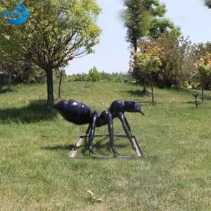 Estatuas Decorativas de Hormigas e Insectos de Resina y Fibra de Vidrio de Tamaño Real para Jardín, Personalizadas para Decoración de Exteriores - Product Image 3