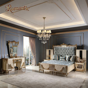 Opulento Juego de Cama <span class=keywords><strong>Barroco</strong></span> Turco con Incrustaciones de <span class=keywords><strong>Espejo</strong></span>, Mesitas de Noche Tapizadas en Beige y <span class=keywords><strong>Dorado</strong></span> Incluidas, Muebles de Dormitorio de Lujo - Product Image 1