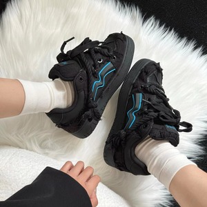 Zapatos Casuales Clásicos Negros Minimalistas y Elegantes con Suela Gruesa para Aumentar la Estatura, Adecuados para Estudiantes y Adolescentes en Verano - Product Image 4