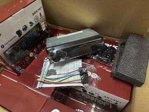 Fábrica 12V Single Din Car Stereo Excavator Universal <span class=keywords><strong>MP3</strong></span>/FM/USB/Aux Player con carga rápida y conexión de tarjeta SD - Product Image 4