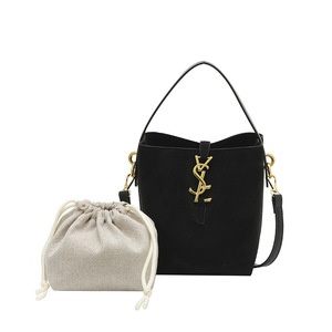 <span class=keywords><strong>Sac</strong></span> seau en cuir véritable pour <span class=keywords><strong>femme</strong></span>, nouvelle collection automne/hiver 2026, design de niche, simple et décontracté, <span class=keywords><strong>sac</strong></span> à bandoulière polyvalent - Product Image 5