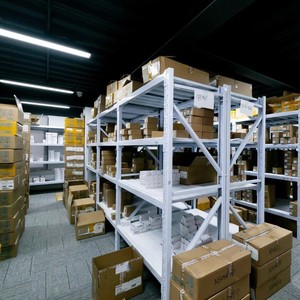 NUEVO Y ORIGINAL, SERVO MOTOR DE CA, SERVO MOTOR DE CA, NUEVO, ORIGINAL, 2, 1, 2, 2, 2, 2, 2, 2, 2, 2, 2, 1, 2, 2, 2, 2, 2, 2 - Product Image 2