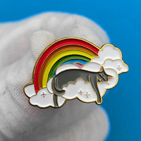 Usines chinoises vente chaude petits pains chauds arc-en-ciel chat épinglette personnalisé métal émail doux vêtements chapeau accessoires LGBT épinglettes