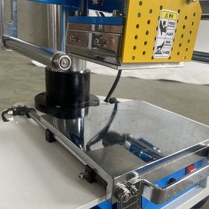 Máquina de Prensa Neumática para Calentar y Grabar en Cuero, 30x30 cm, Uso Industrial - Product Image 1