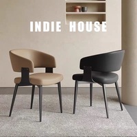 Chaise de salle à manger de style italien minimaliste pour restaurant commercial, design antique moderne, luxe léger, avec accoudoirs et dossier, structure métallique