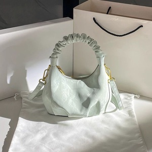Sacs fourre-tout pour femmes, sac à bandoulière décontracté imperméable avec doublure en PU, sac messager, sac bandoulière pour dames, sac d'école en cuir pour filles - Product Image 5