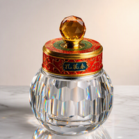 Petite boîte à bijoux orientale en émail et cristal, avec bouton en ambre facetté, couvercle en filigrane peint à la main, verre K9 pour bijoux