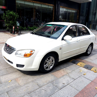 Cerato Hatchback 2008, 1.6L essence, 112 CV, véhicule d'occasion, garantie 3 ans, boîte automatique, empattement 2610 mm, berline