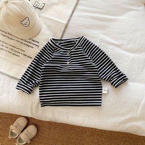 Tenue de printemps pour garçons, style coréen, vêtements pour bébés pour les sorties - Ensemble de gilets polyvalents pour bébés garçons - Product Image 2