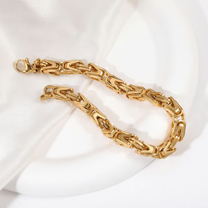 Bracciale da Uomo Trendy a Catena King Bizantina Fatta a Mano in Acciaio Inossidabile Placcato Oro 18k PVD Stile Catena da Moto e Bicicletta - Product Image 5