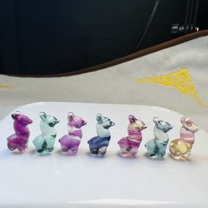 Sculture in Fluorite Arcobaleno di Alta Qualità all'Ingrosso, Animali Intagliati: Unicorno, Bulldog Francese, Alpaca, Rana, Gatto per Decorazioni Fai-da-Te e Regali - Product Image 4
