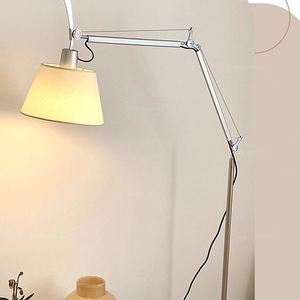 Lámpara de mesita de noche de decoración de Metal minimalista de tela de hierro Industrial lámpara de escritorio plegable Led de brazo oscilante largo - Product Image 3