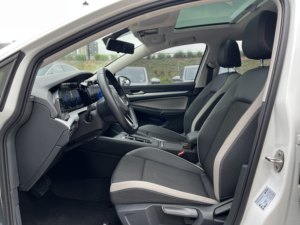 <span class=keywords><strong>Volkswagen</strong></span> <span class=keywords><strong>Golf</strong></span> 280TSI DSG Pro 1,4 T Compact SUV Caja de cambios automática de <span class=keywords><strong>segunda</strong></span> <span class=keywords><strong>mano</strong></span> Coche Excelente Estado - Product Image 6