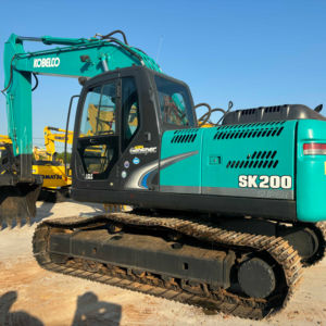 Excavatrice hydraulique Kobelco SK200 d'occasion pour les grands chantiers de construction, travaux de terrassement, fiable, économique, en bon état - Product Image 1