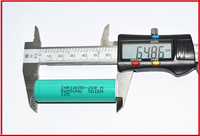 Batería de iones de litio Samsung modelo INR18650-20R 3.7V 2000mAh de alta descarga con cátodo de LiCoO2 líquido, 1200 ciclos, 0-50