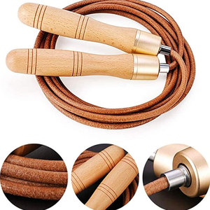 Cuerda de Saltar de Alta Calidad OEM, Personalizable, con Mango de Madera Ajustable, Cuerda de Saltar Pesada para Uso Doméstico, Entrenamiento Físico - Product Image 5