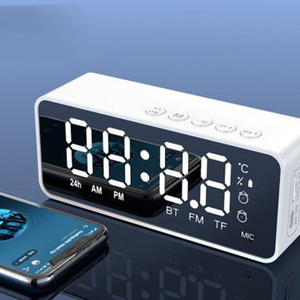 Altavoz Inalámbrico BT, Mini Reloj Despertador Portátil, Mini Altavoz con Sistema <span class=keywords><strong>de</strong></span> Transmisión <span class=keywords><strong>de</strong></span> <span class=keywords><strong>Voz</strong></span>, Sistema <span class=keywords><strong>de</strong></span> Audio con Ranura para Tarjeta - Product Image 3