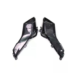 Cache d'admission latéral modifié en fibre de carbone pour moto MT07 - Product Image 4