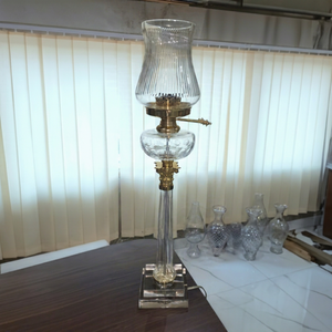 Lámpara de aceite de vidrio cónico con base de latón y pantalla transparente, accesorio de iluminación para decoración del hogar - Product Image 1