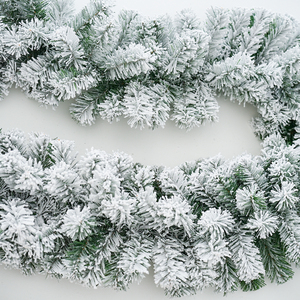 พวงมาลัยพีวีซีสำหรับหน้าต่างประตูด้านหน้าพวงมาลัยตกแต่งคริสต์มาสทำจากหิมะเทียม - Product Image 4
