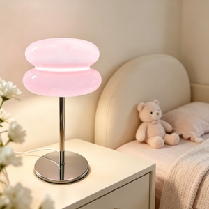 Luminária de Mesa Decorativa Rosa Premium, Luz Estética Fofa para Quarto de Meninas, Acento de Interior para Casa e Hotel - Product Image 1